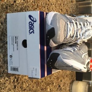 ASICS 8.5 Women GEL-KINSEI Running Shoes (New)